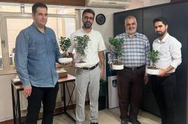 تجلیل از یادگاران دوران ایثار و فداکاری در شرکت مدیریت سرمایه بیمه سلامت ایرانیان